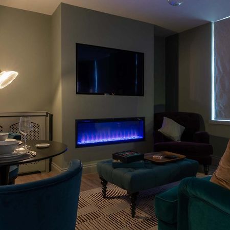 Beautiful Modern 1 Bedroom Apartment, City Centre Bath Ngoại thất bức ảnh