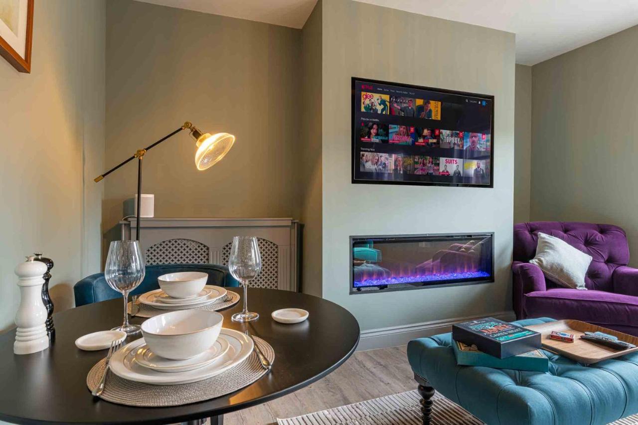 Beautiful Modern 1 Bedroom Apartment, City Centre Bath Ngoại thất bức ảnh